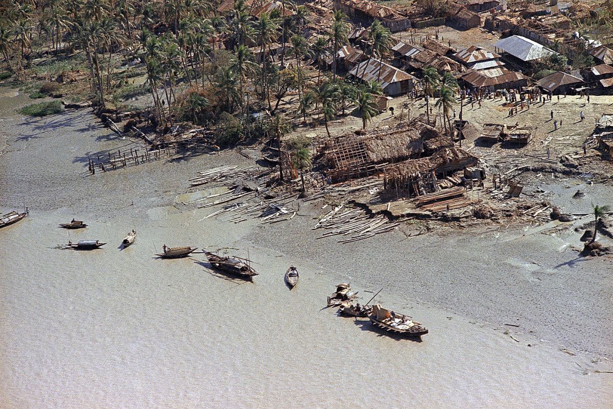 The devastation caused by the Bhola cyclone in East Pakistan ...