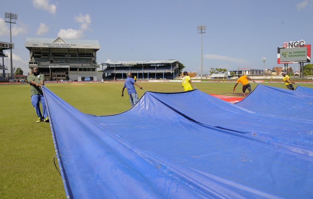 The wet outfield kept the ground staff busy on the fifth day too, West Indies v India, 4th Test, Port of Spain, 5th day, August 22, 2016