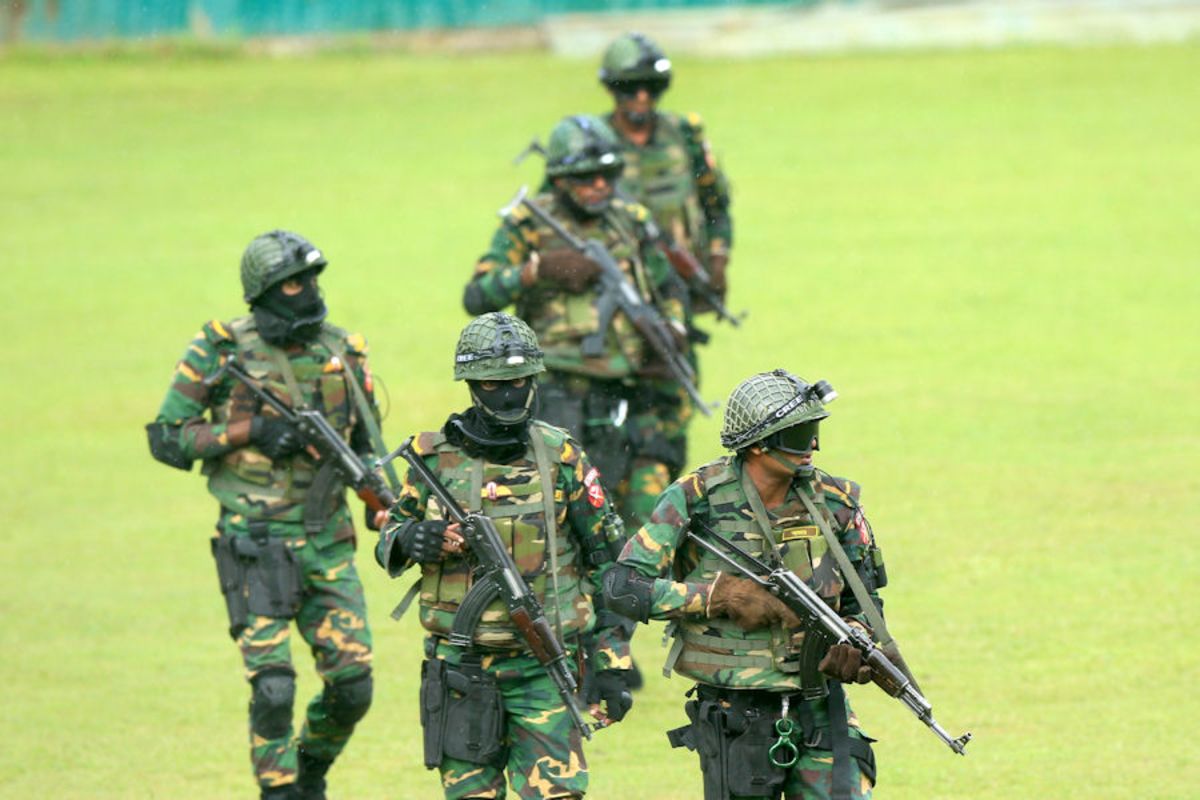 Security forces drill in Dhaka ahead of the first ODI, Bangladesh v England, 1st ODI, Dhaka, October 6, 2016