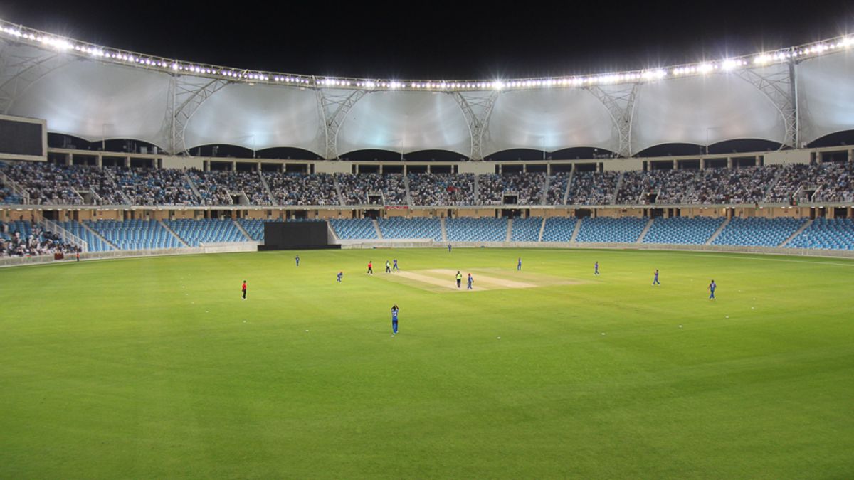 play-gets-underway-at-the-dubai-international-cricket-stadium