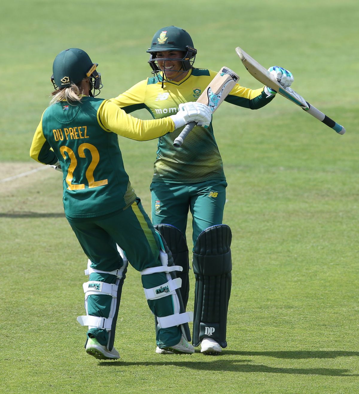 Suné Luus top scored for the Thunder