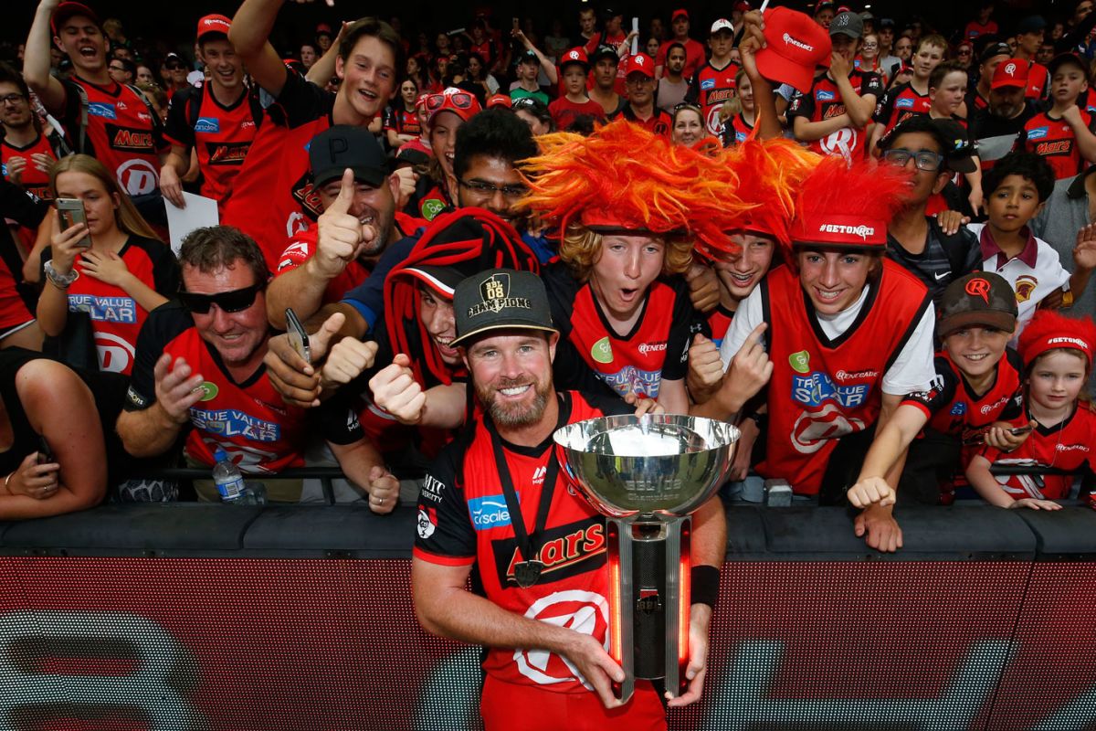 Dan Christian poses with the trophy, Melbourne Renegades v Melbourne Stars, Final, BBL 2018-19, Melbourne, 17 February, 2019