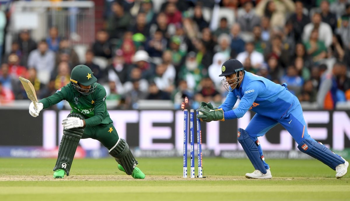 Fakhar Zaman survives a stumping by MS Dhoni, India v Pakistan, World Cup 2019, Manchester, June 16, 2019