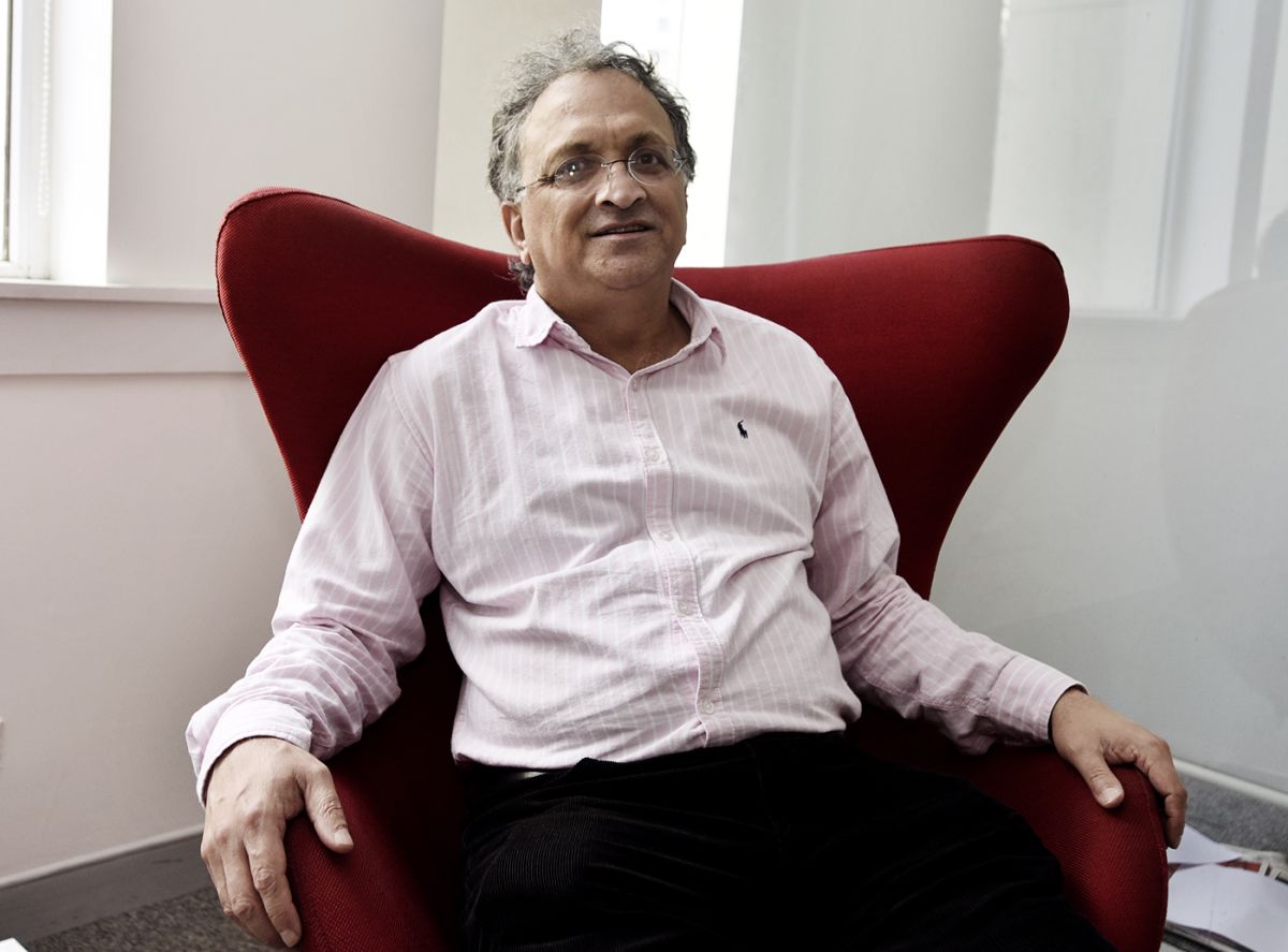 Who Is Ramachandra Guha