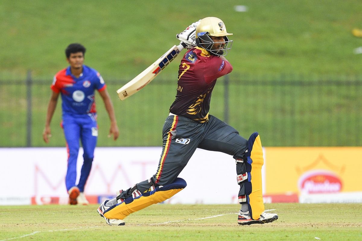 Dasun Shanaka muscles one away | ESPNcricinfo.com