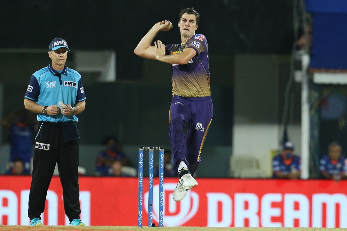 Pat Cummins in his delivery stride | ESPNcricinfo.com