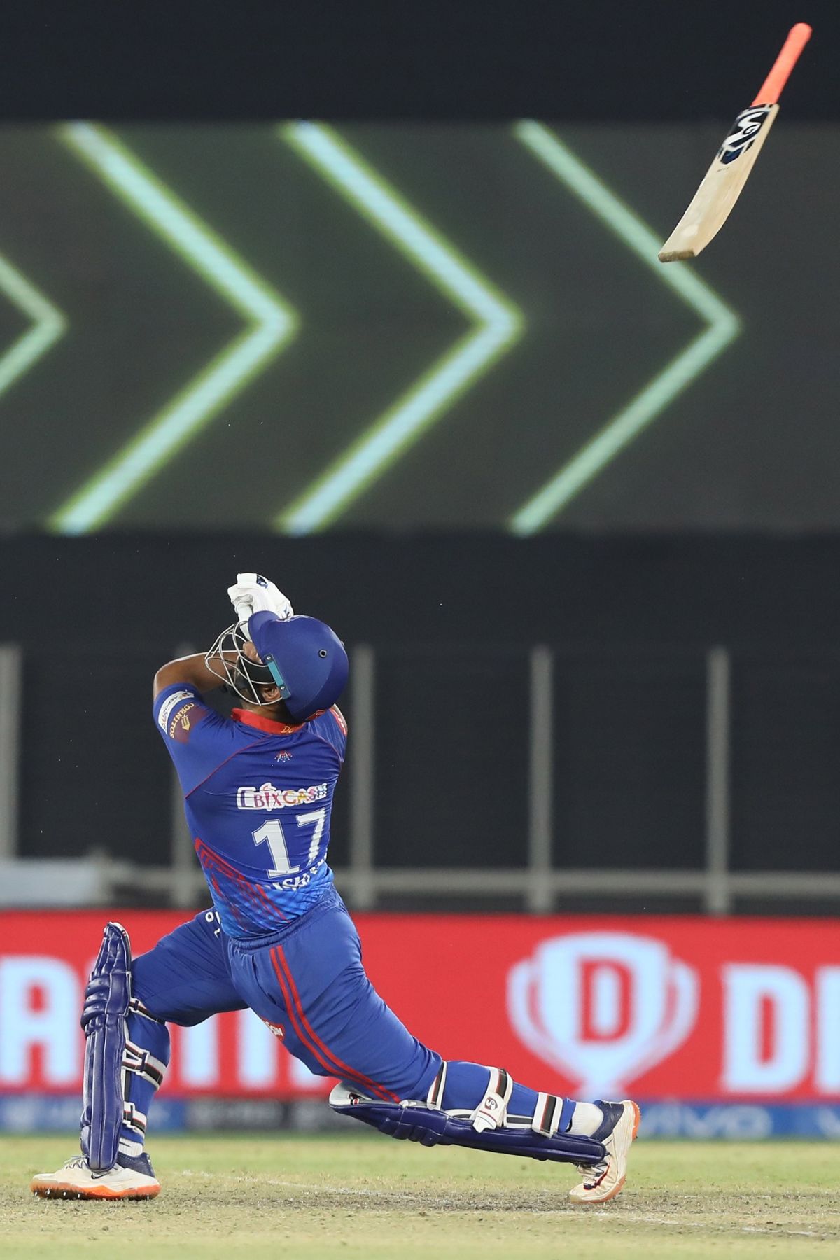 Rishabh Pant wonders where he's sent his bat | ESPNcricinfo.com