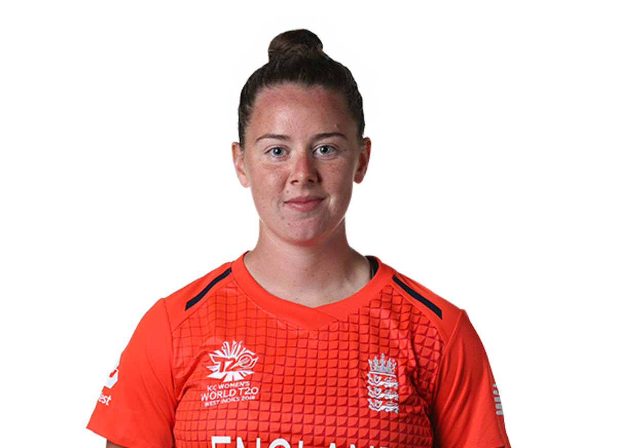 Mady Villiers player page headshot cutout, 2021