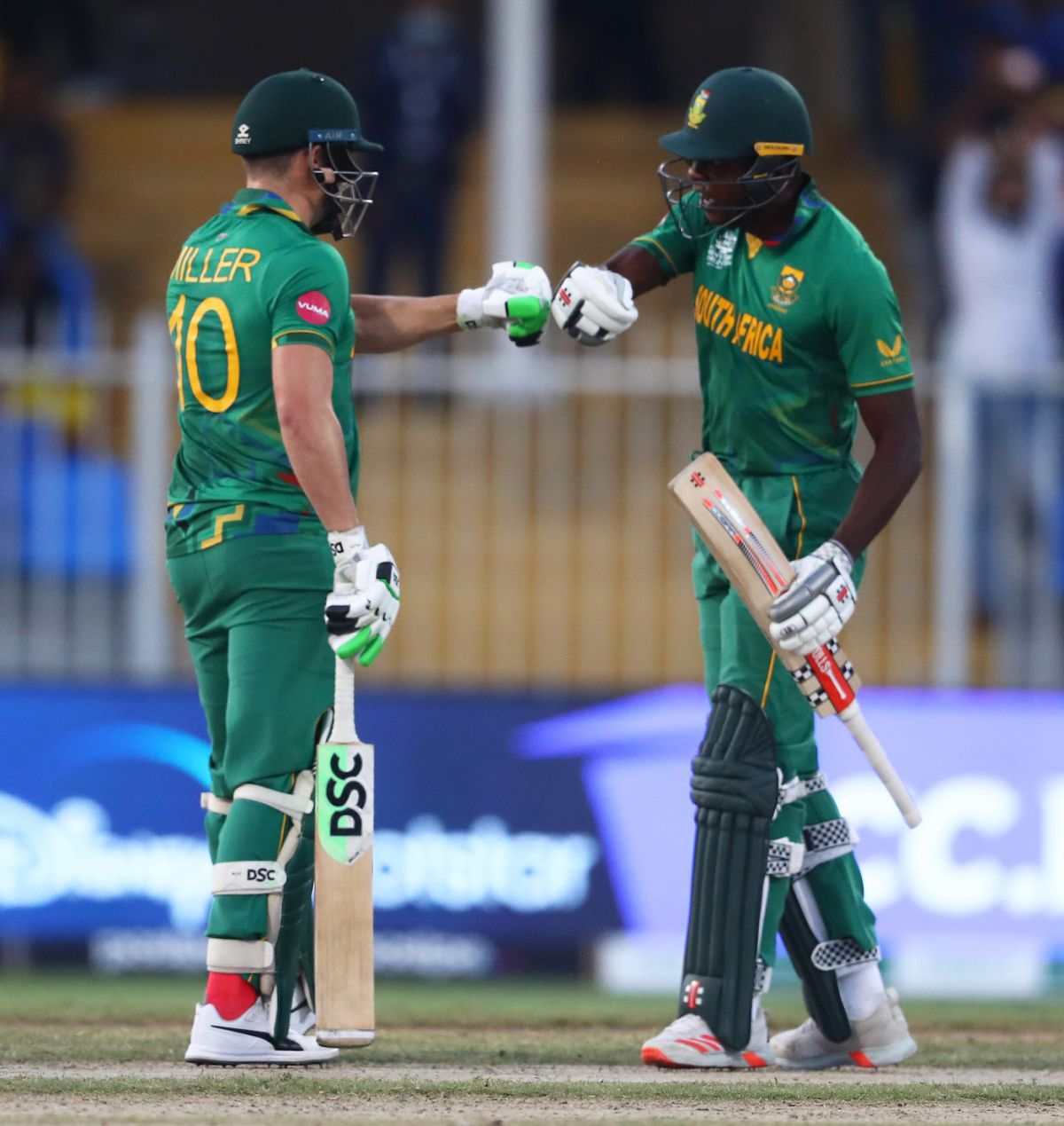 David Miller and Kagiso Rabada celebrate after the win | ESPNcricinfo.com