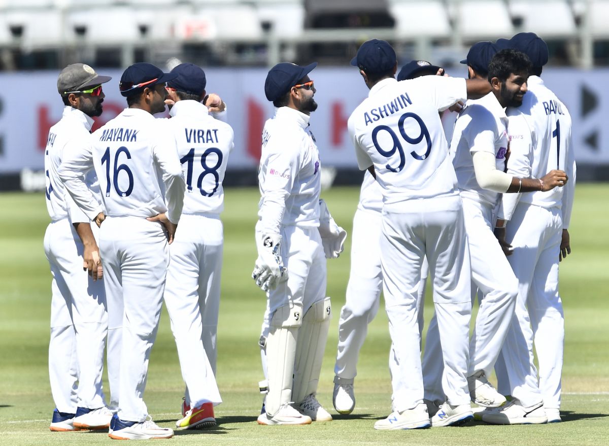 Watch: Unhappy Virat Kohli Argues With Umpire After Warning to Mohammed  Shami - News18