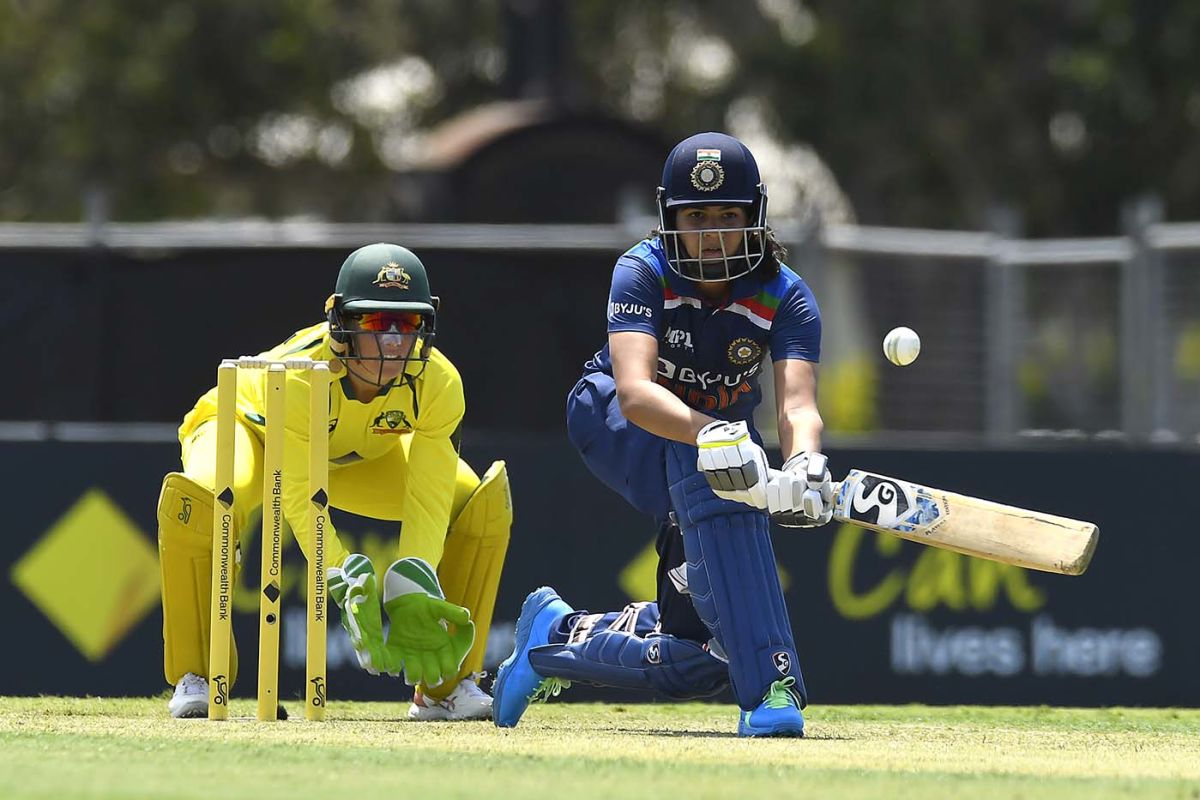 Debutant Yastika Bhatia Walks Back After Being Dismissed | ESPNcricinfo.com