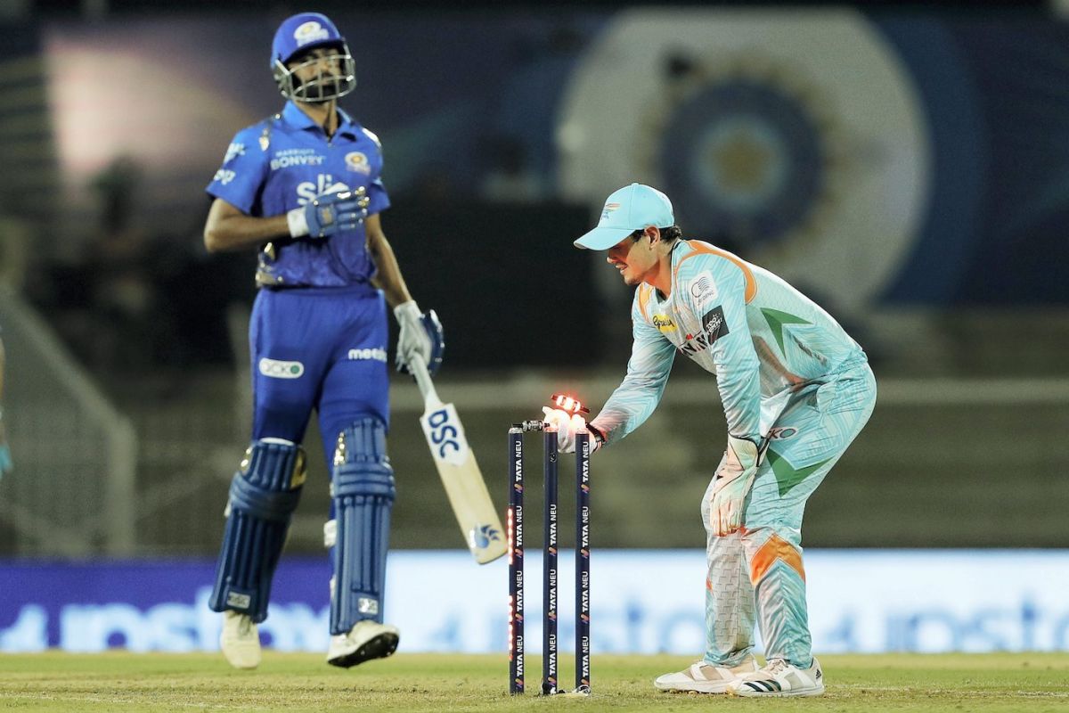 Easy does it! Quinton de Kock knocks off the bails to run Jaydev Unadkat out in the last over, Lucknow Super Giants vs Mumbai Indians, IPL 2022, Brabourne Stadium, Mumbai, April 16, 2022