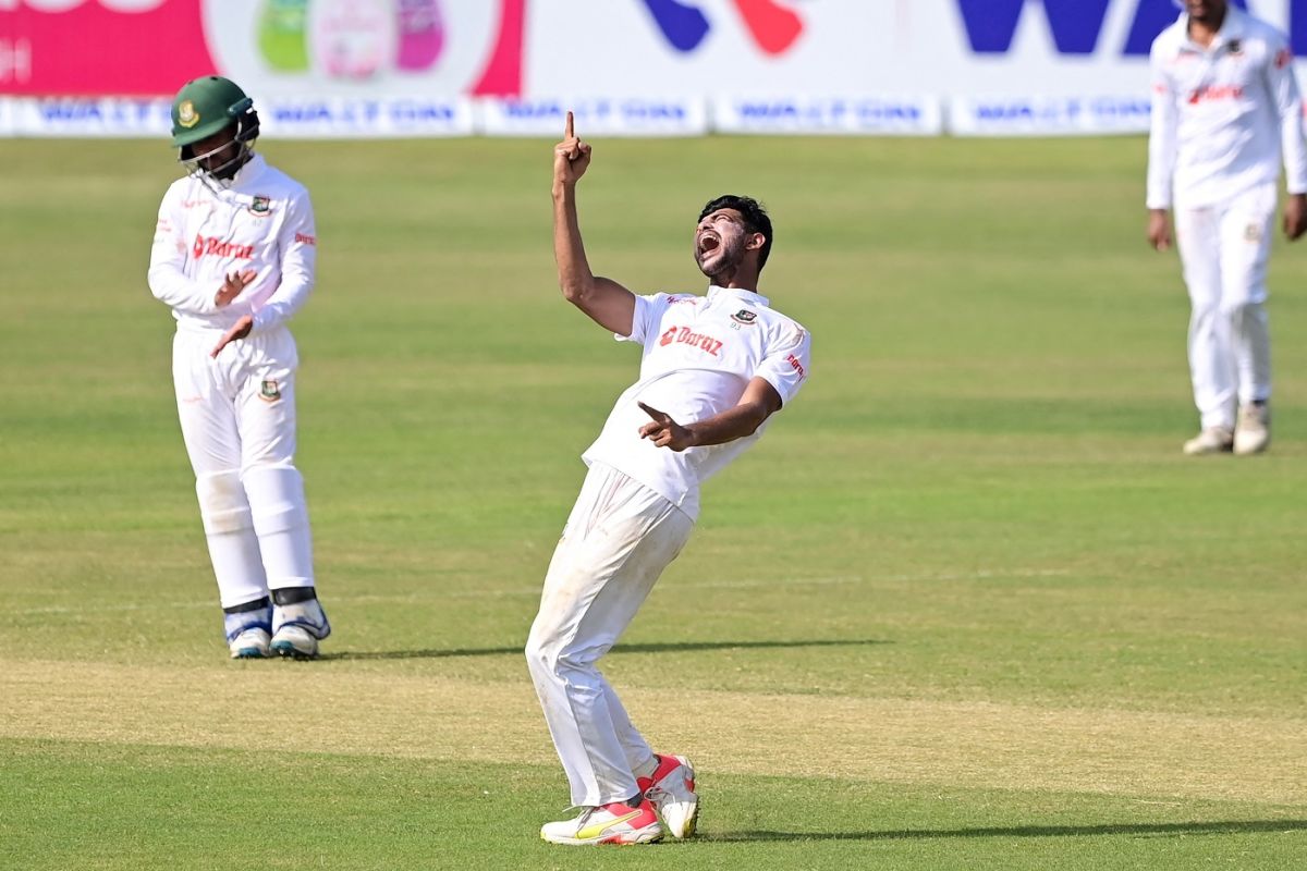 Nayeem Hasan celebrates after picking his third five-wicket haul in Test cricket, Bangladesh vs Sri Lanka, 1st Test, Chattogram, 2nd day, May 16, 2022