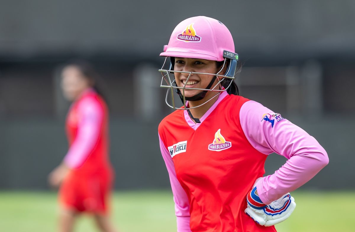 Smiriti Mandhana waits for her chance at the Trailblazers nets, Women's T20 Challenge 2022, Pune, May 22, 2022