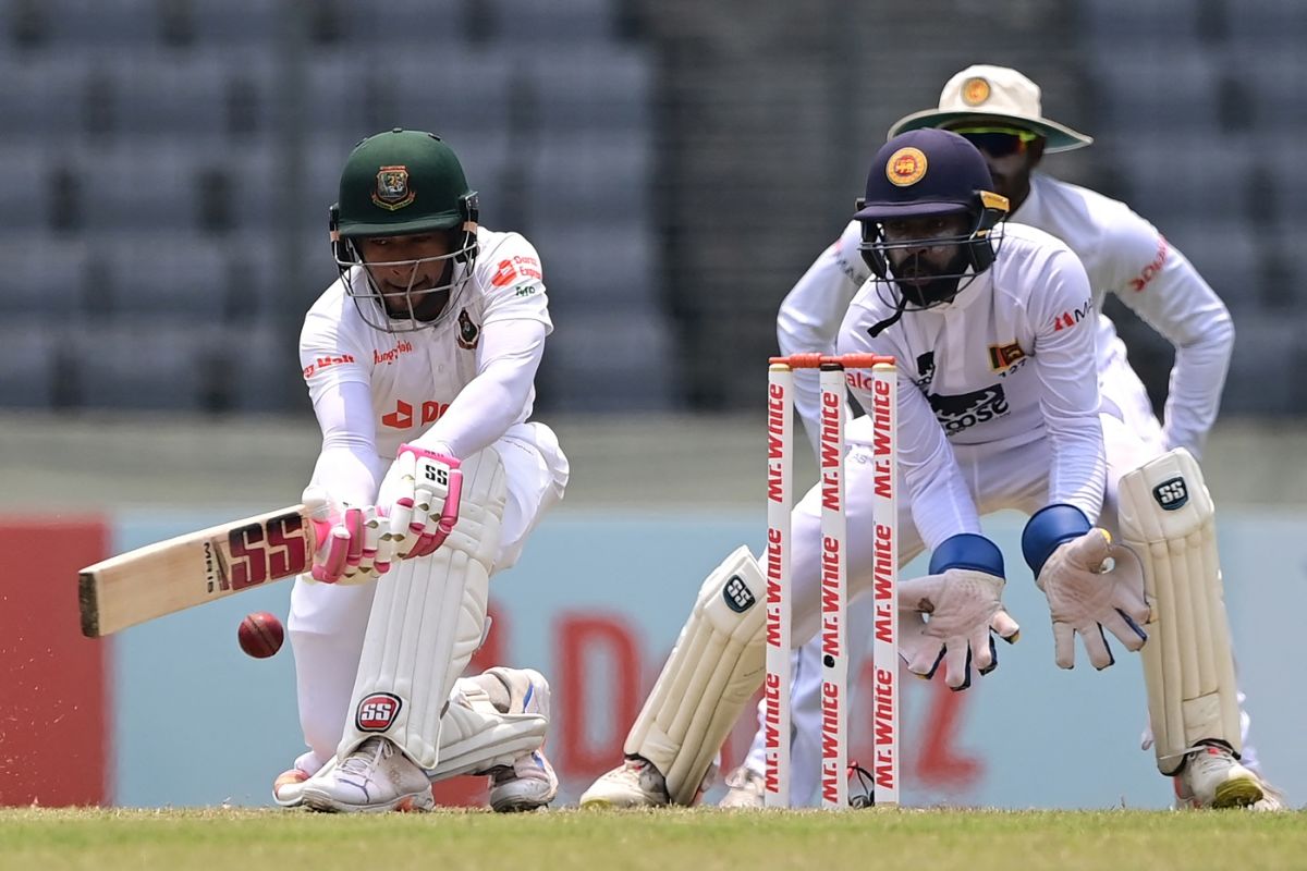 Mushfiqur Rahim brought up his 150 on the morning of the second day, 2nd Test, Mirpur, Day 2, May 24, 2022