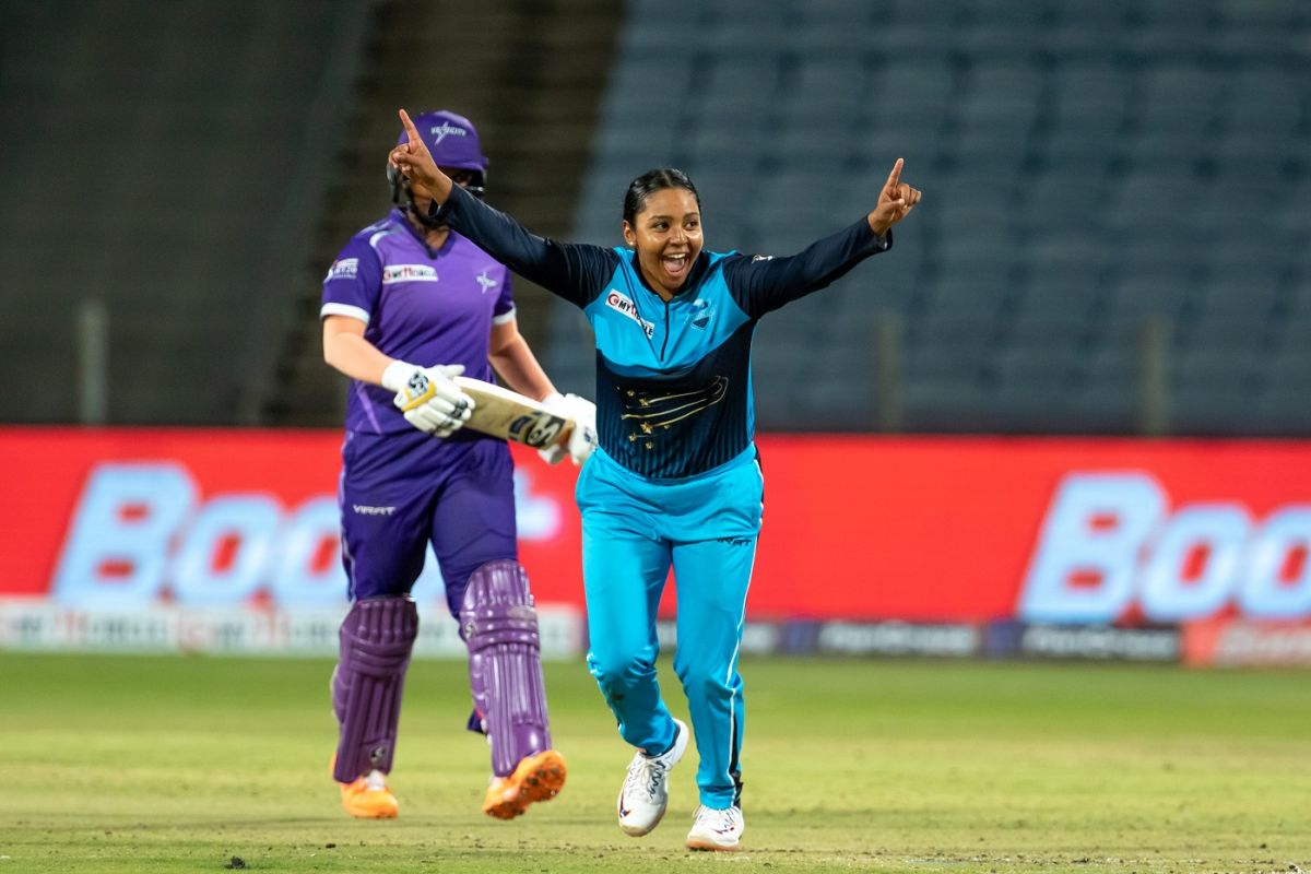 Alana Kings is jubilant after dismissing Deepti Sharma, Supernovas vs Velocity, final, Women's T20 Challenge, Pune, May 28, 2022
