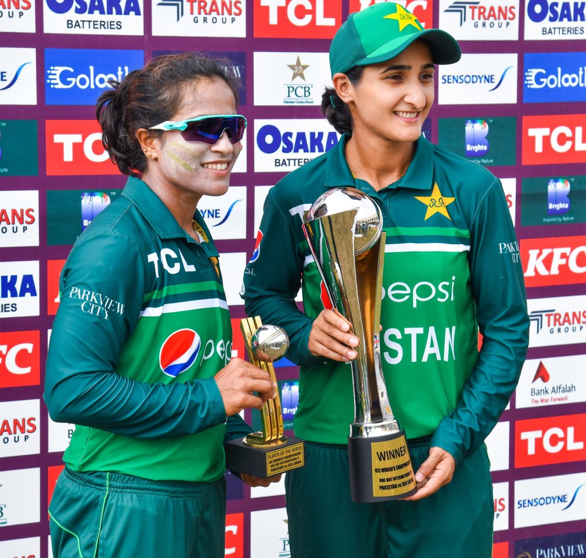 Detailed Azam Ends Century Drought As Pakistan Seal Sri Lanka Odi Series Capture in HD Detailed Azam Ends Century Drought As Pakistan Seal Sri Lanka Odi Series Capture in HD