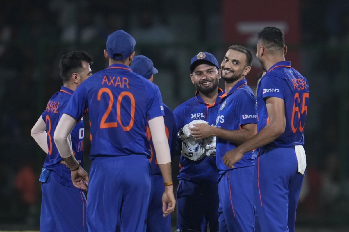 Rishabh Pant and Harshal Patel are all smiles after the latter dismissed Dwaine Pretorius, India vs South Africa, 1st T20I, Delhi, June 9, 2022