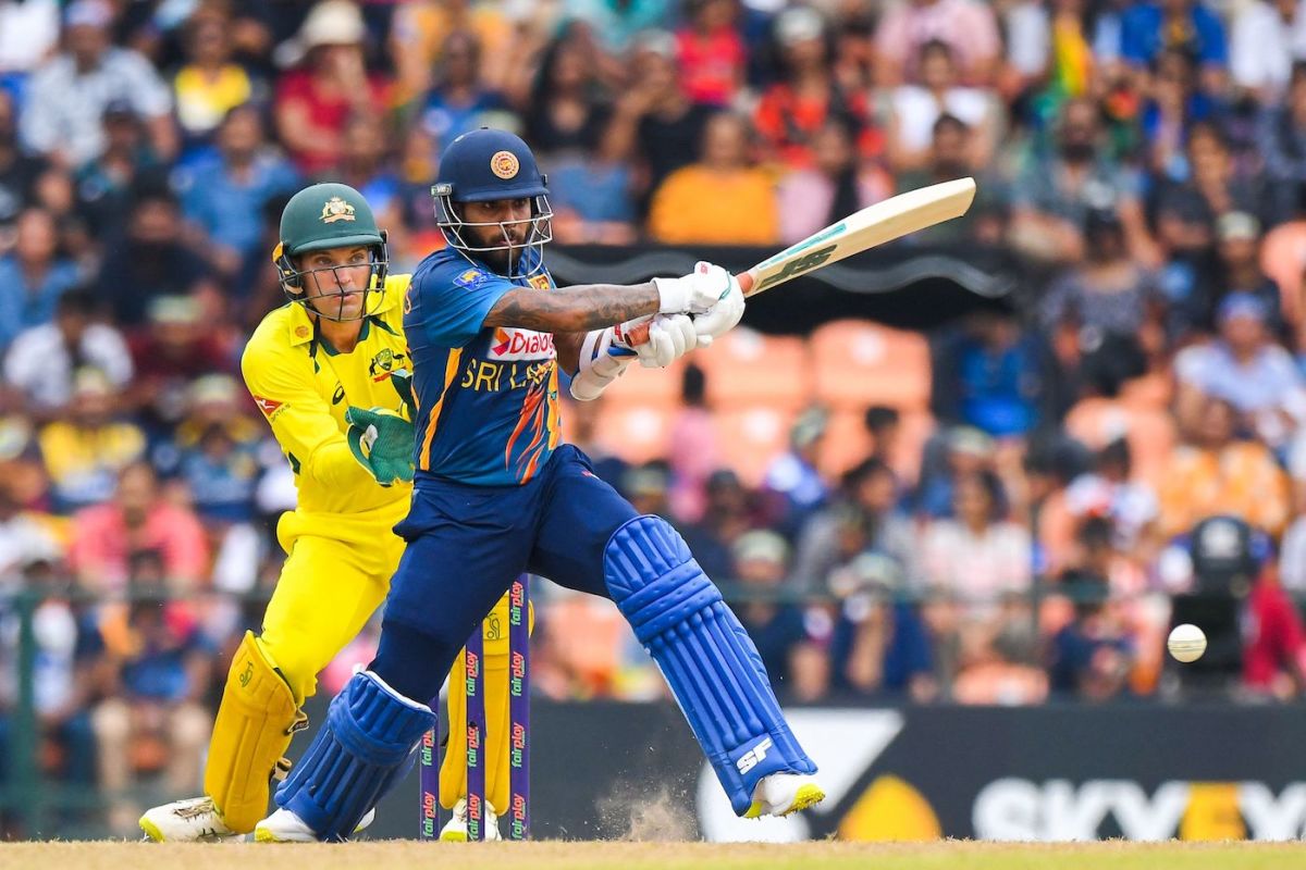 kusal-mendis-dispatches-the-ball-into-the-leg-side-espncricinfo