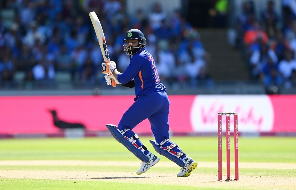 Ravindra Jadeja hits one through backward point, England vs India, 2nd men's T20I, Birmingham, July 9, 2022