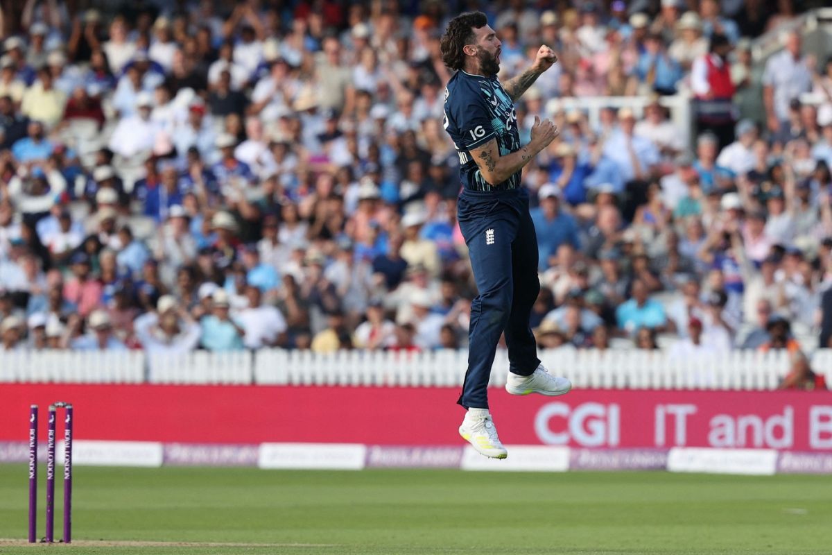 Reece Topley leaps for joy, England vs India, 2nd ODI, Lord's, London, July 14, 2022 