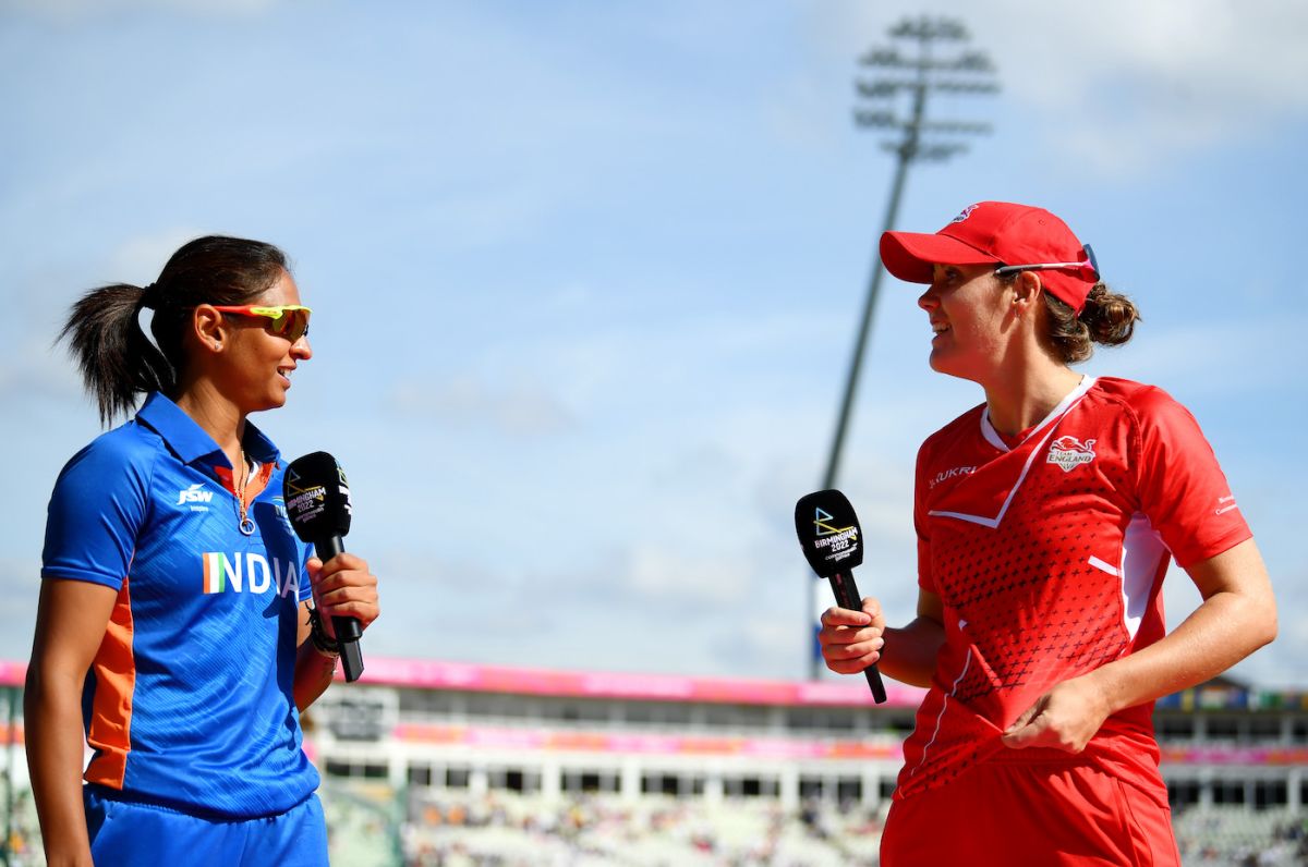 Harmanpreet Kaur and Nat Sciver at the toss, India vs England, Commonwealth Games 2022, 1st semi-final, Birmingham, August 6, 2022