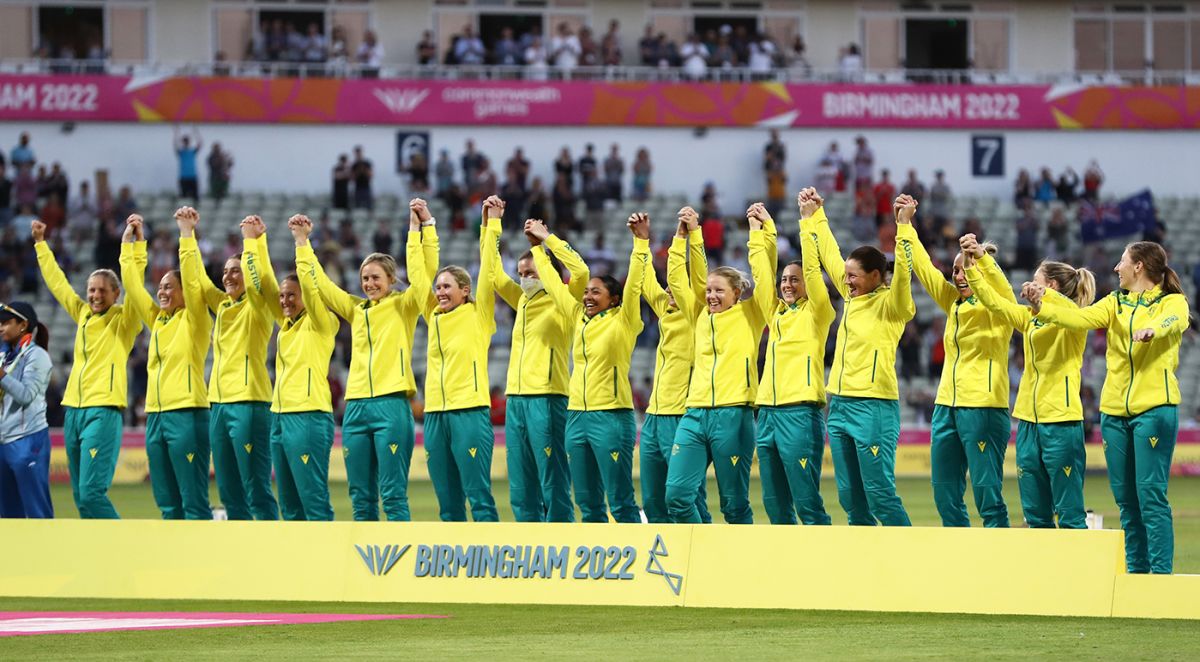 Commonwealth Games champions Australia step on to the podium, Australia vs India, Commonwealth Games 2022 final, Birmingham, August 7, 2022