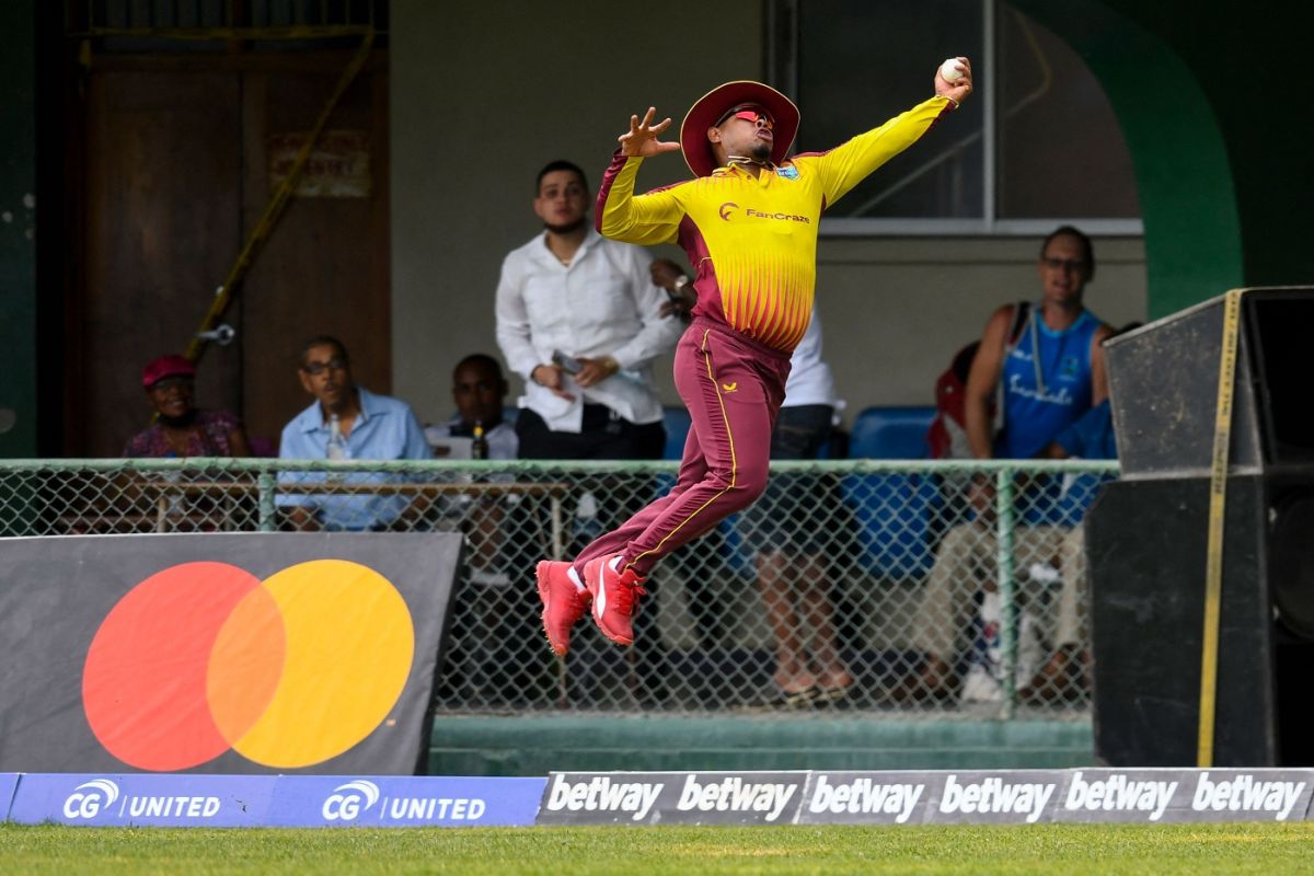 Shimron Hetmyer completes a stunning catch to send back Martin Guptill, West Indies v New Zealand, 1st T20I, Kingston, August 10, 2022