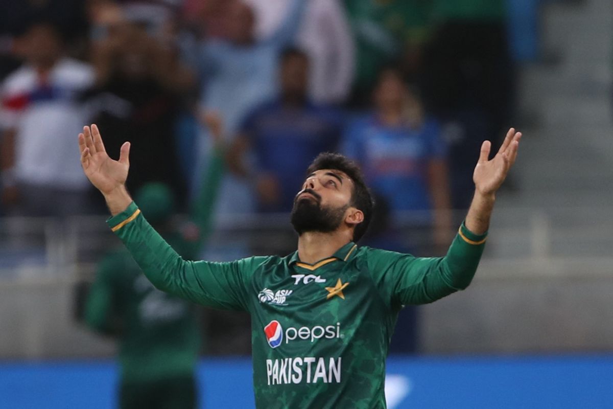 Shadab Khan picked a wicket off his very first ball sending back KL Rahul, India vs Pakistan, Asia Cup, Dubai, September 4, 2022