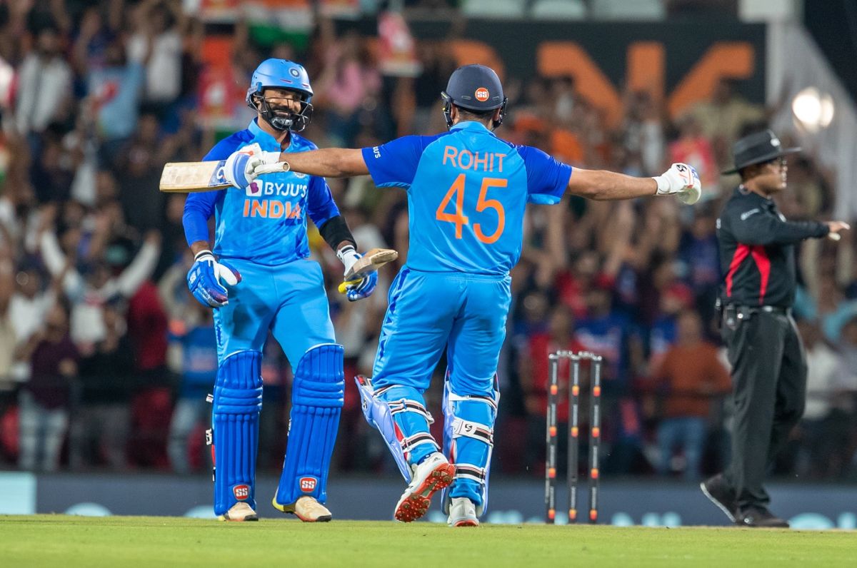 Rohit Sharma celebrates after Dinesh Karthik hit the winning runs, India vs Australia, 2nd T20I, Nagpur, September 23, 2022