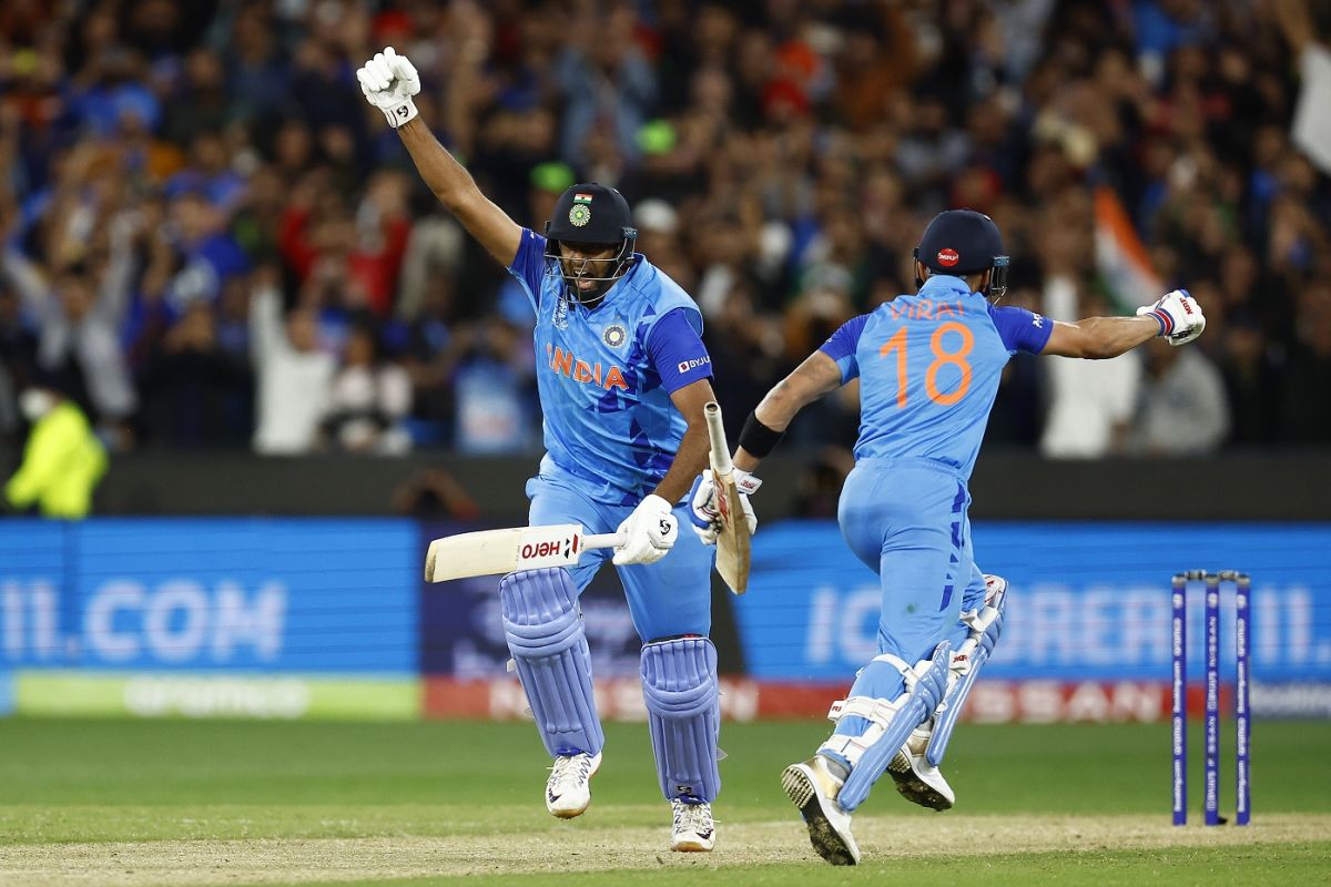 R Ashwin takes off after hitting the winning runs, India vs Pakistan, Men's T20 World Cup 2022, Super 12s, MCG/Melbourne, October 23, 2022