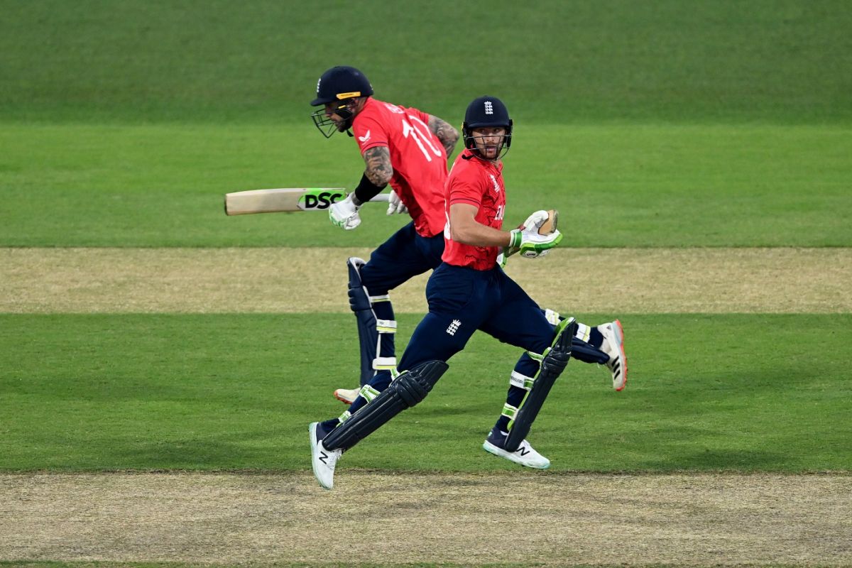 Kane Williamson reacts after almost pulling off an acrobatic catch