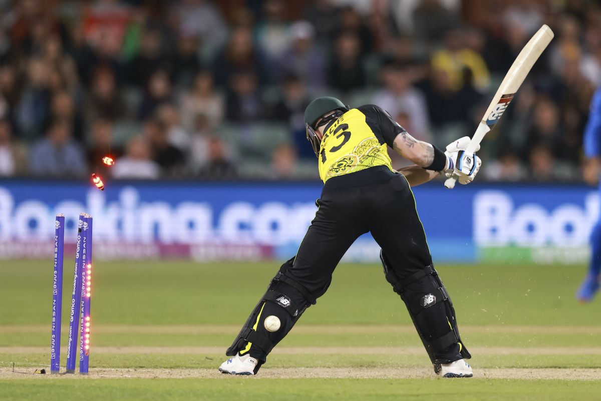 Matthew Wade was knocked over by a searing yorker, Afghanistan vs Australia, ICC Men's T20 World Cup 2022, Adelaide, November 4, 2022
