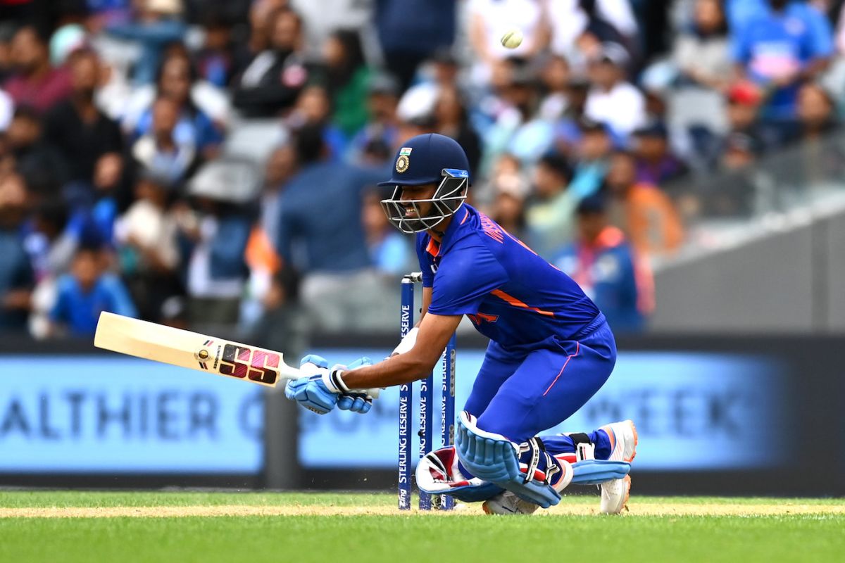 He didn't always look pretty, but Washington Sundar was very, very effective with the bat, New Zealand vs India, 1st men's ODI, Auckland, November 25, 2022