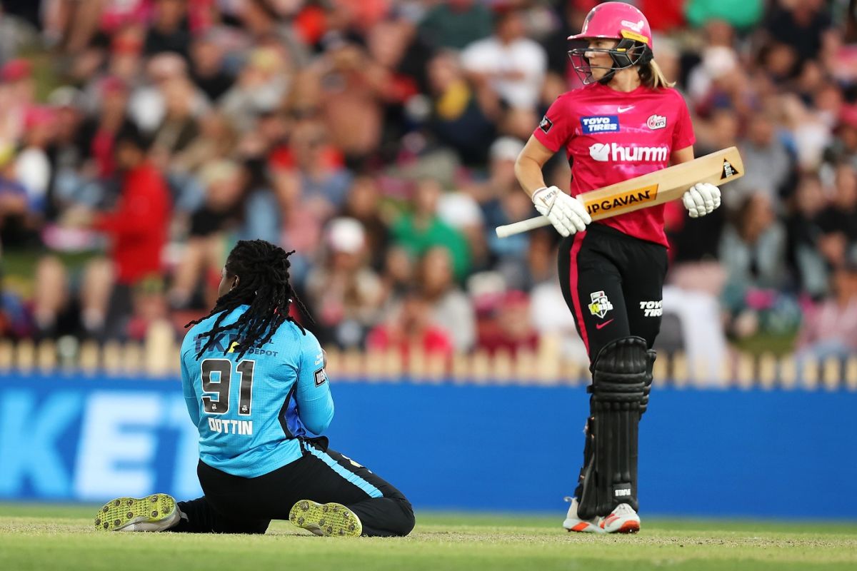 That Winning Feeling - Adelaide Strikers Celebrate Their First WBBL ...