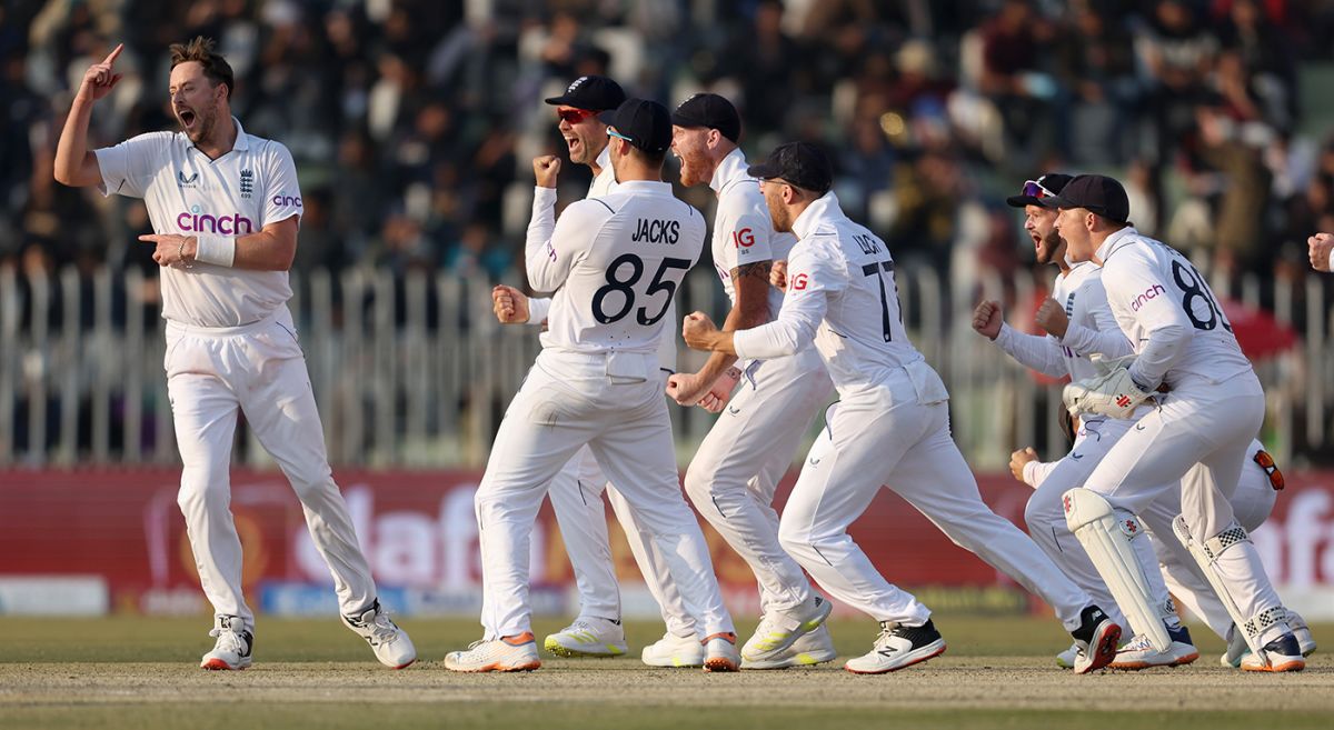 Ollie Robinson celebrates after a review went England's way, Pakistan vs England, 1st Test, Rawalpindi, 5th day, December 5, 2022