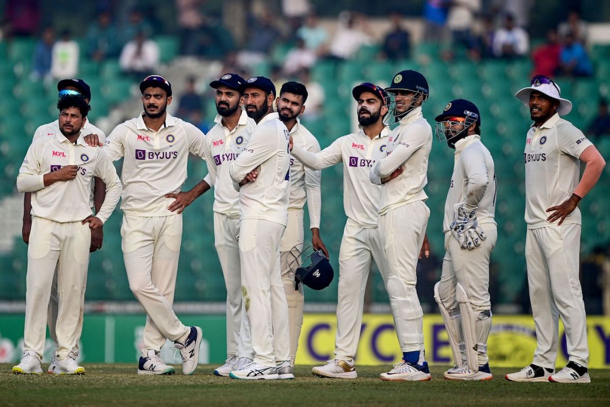 WATCH: Swann hits one straight to Yusuf Pathan at long on | ESPNcricinfo.com