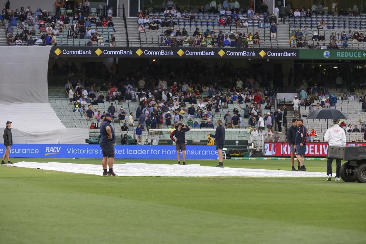 Mitchell Starc Bowled Through The Pain | ESPNcricinfo.com