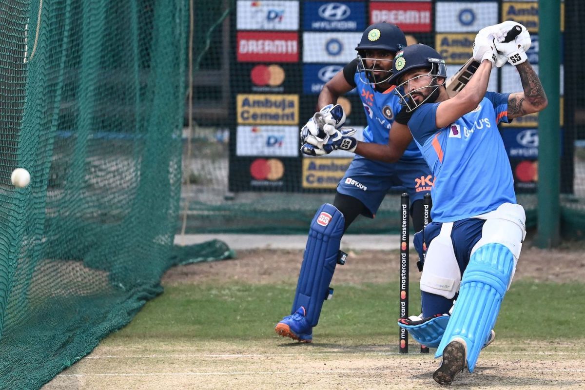 Rajat Patidar bats in the bats