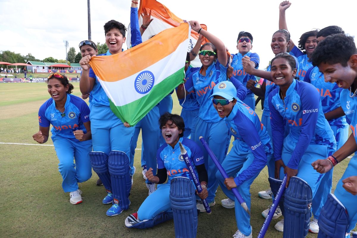 The victorious Indian team pose after clinching the Under-19 Women's T20 World Cup, India vs England, U-19 Women's T20 World Cup, final, Potchefstroom, January 29, 2023