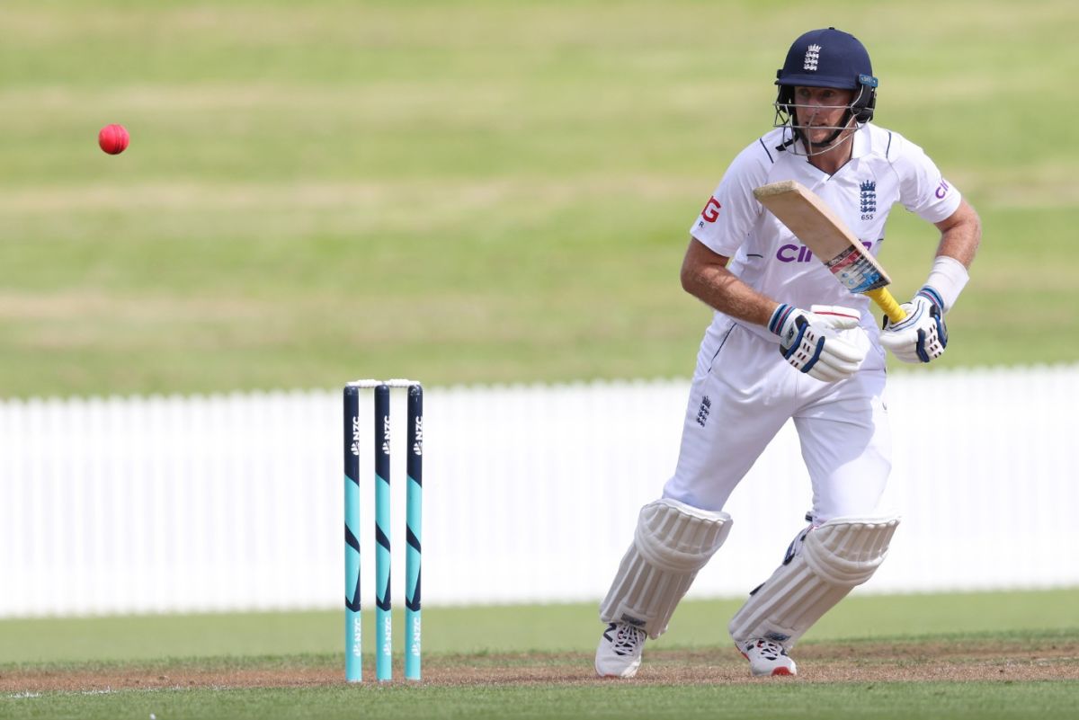 Joe Root steers into the covers during his innings of 77 | ESPNcricinfo.com