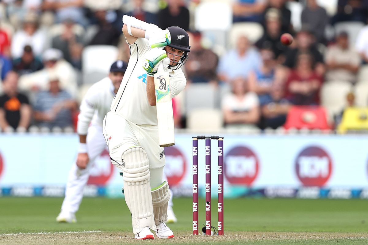 Tom Latham made a steady start to his second innings | ESPNcricinfo.com