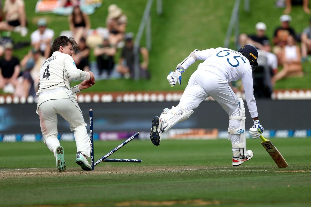 Michael Bracewell completes the run-out of Kasun Rajitha, New Zealand vs Sri Lanka, 2nd Test, Wellington, 3rd day, March 19, 2023