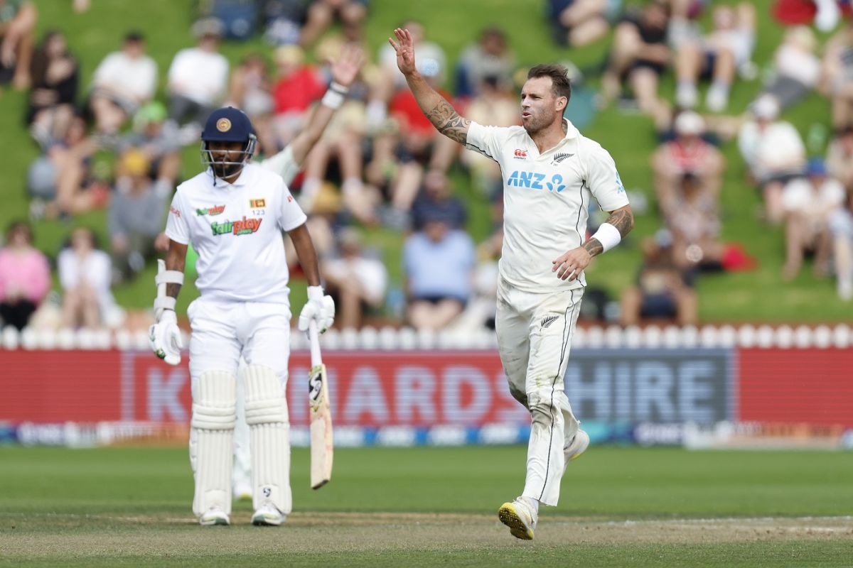 Doug Bracewell picked up the first Sri Lanka wicket to fall in the second innings, New Zealand vs Sri Lanka, 2nd Test, 3rd day, Wellington, March 19, 2023