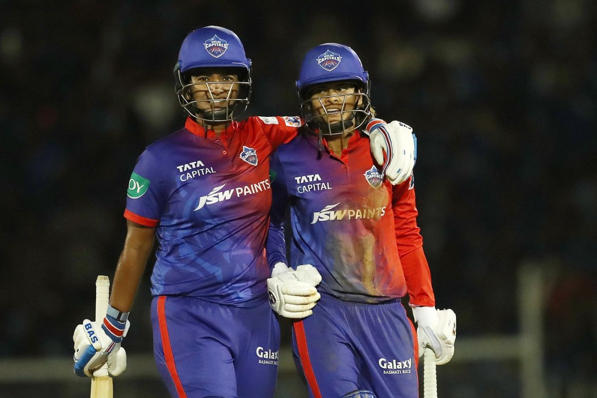 Shikha Pandey and Radha Yadav added 52 off 24 balls in an unbroken tenth-wicket stand, Delhi Capitals vs Mumbai Indians, final, Brabourne, Women's Premier League, March 26, 2023