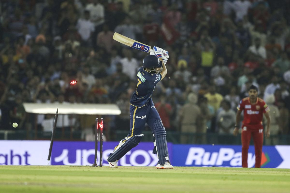 Shubman Gill Loses His Off Stump Espncricinfo Shubman Gill Loses His Off Stump Espncricinfo
