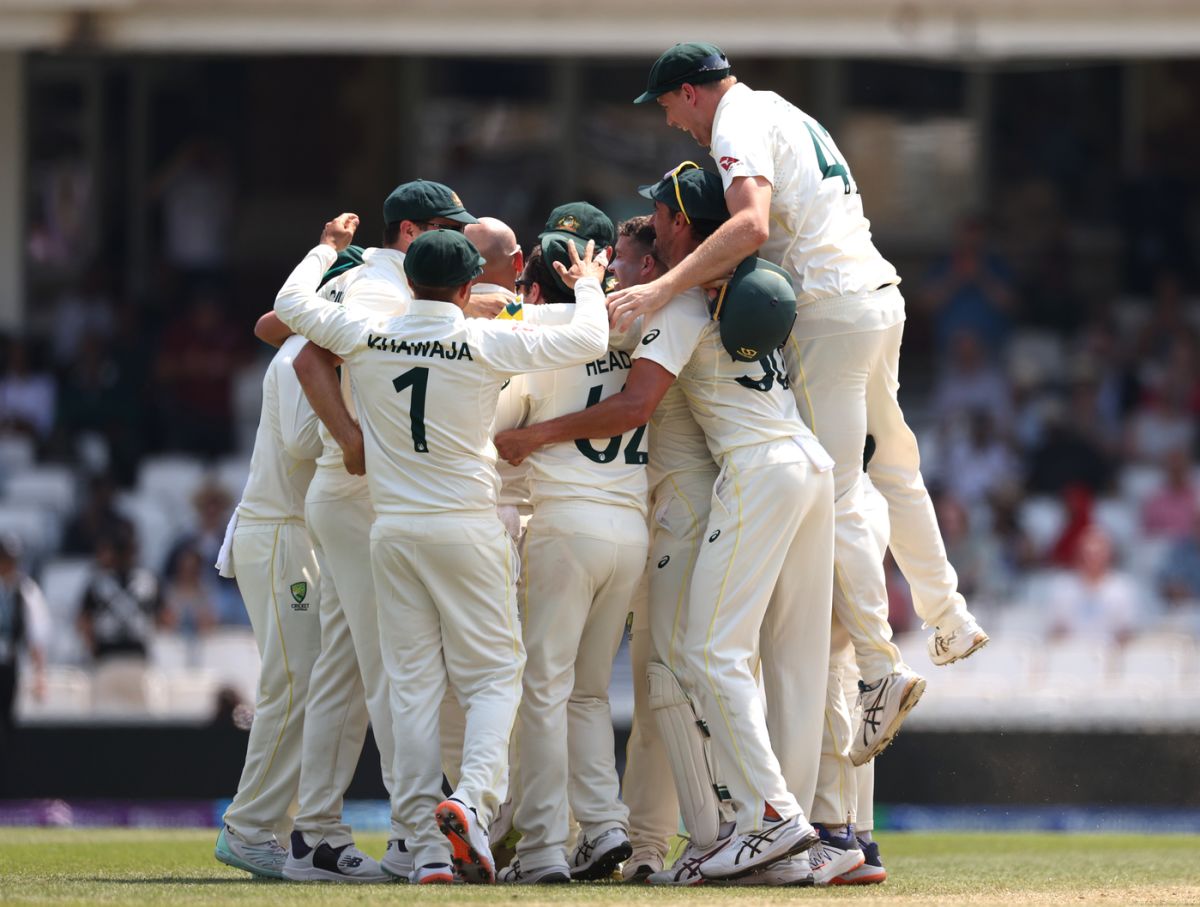 Australia get into a joyous huddle on sealing the WTC final, Australia vs India, WTC final, fifth day, The Oval, London, June 11, 2023