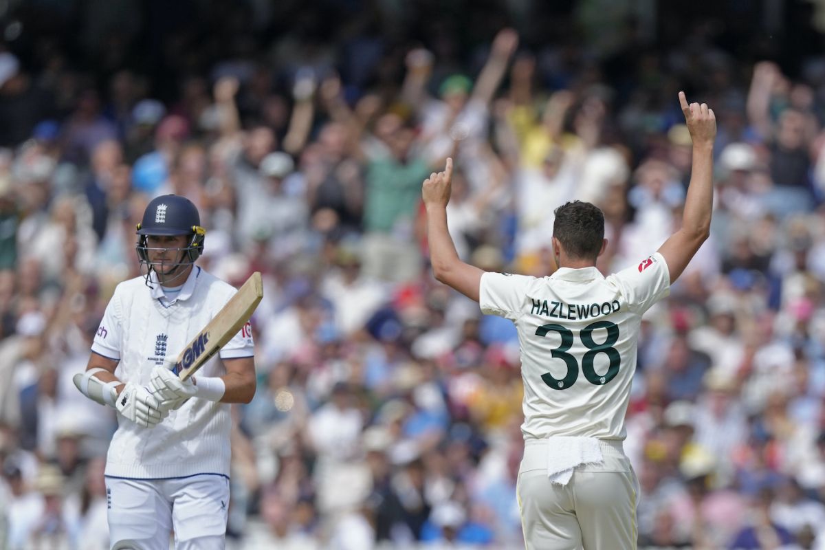 Josh Hazlewood signals the end of Stuart Broad's innings, England vs Australia, 2nd Ashes Test, Lord's, 5th day, July 2, 2023