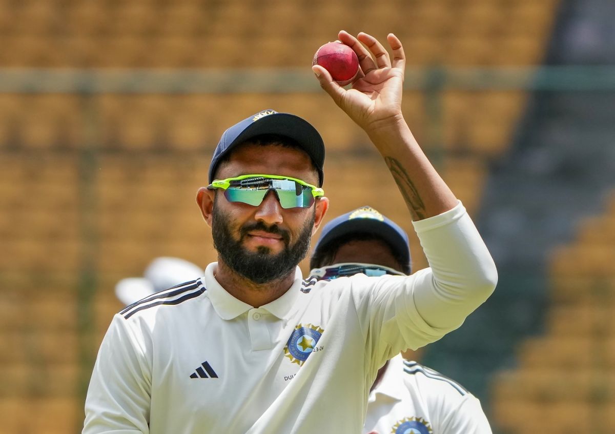 Dharmendrasinh Jadeja Picked Up 5 For 40 As West Zone Were Set A Target ...