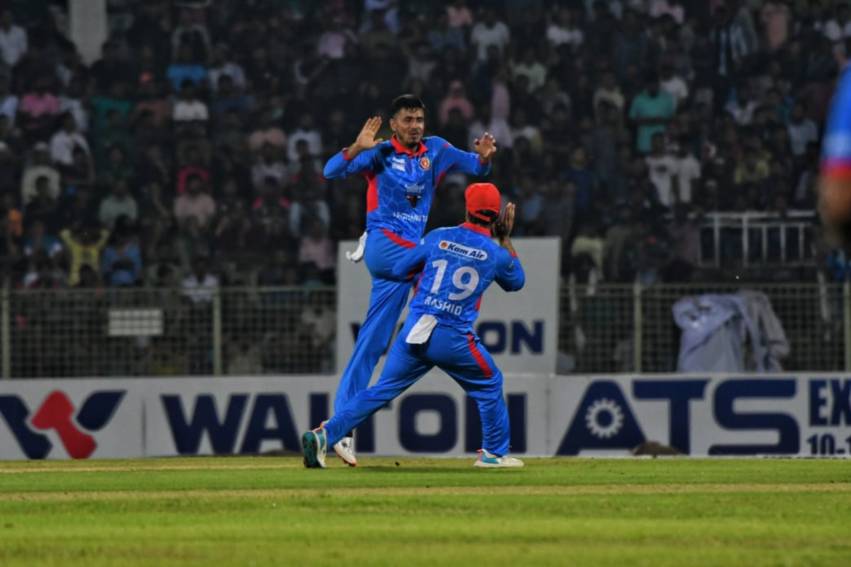Mujeeb Ur Rahman struck twice in one over, Bangladesh vs Afghanistan, 2nd T20I, Sylhet, July 16, 2023